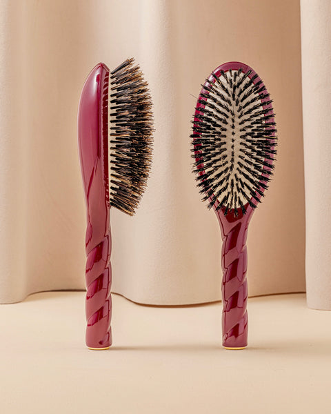 THE RIGHT BRUSH No. 1 - Cherry Red